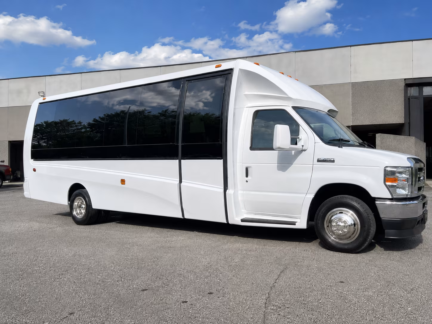 minibuses for old towne orange weddings and the historic plaza district