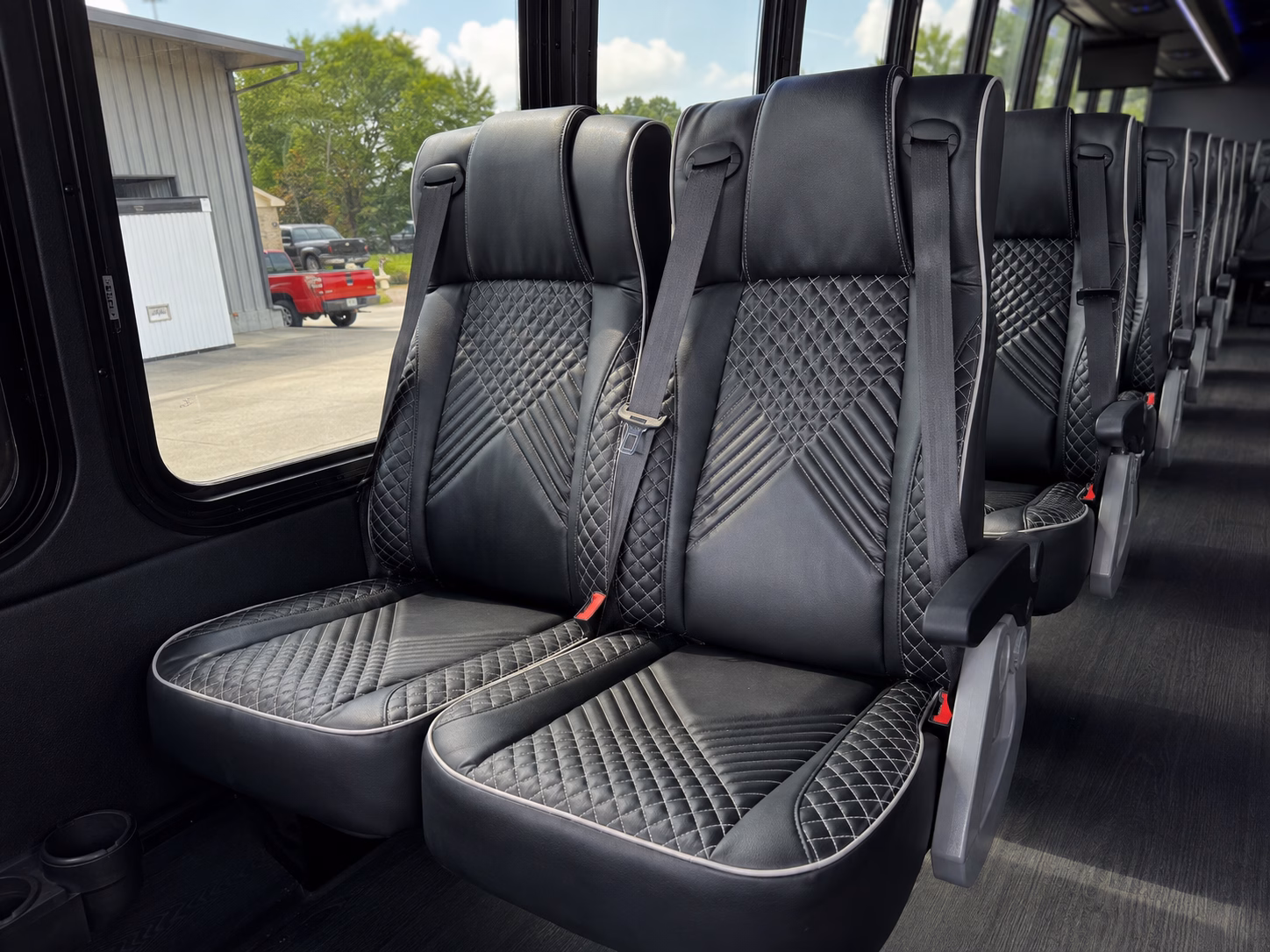 shuttle buses between guest hotels and orange county wedding venues